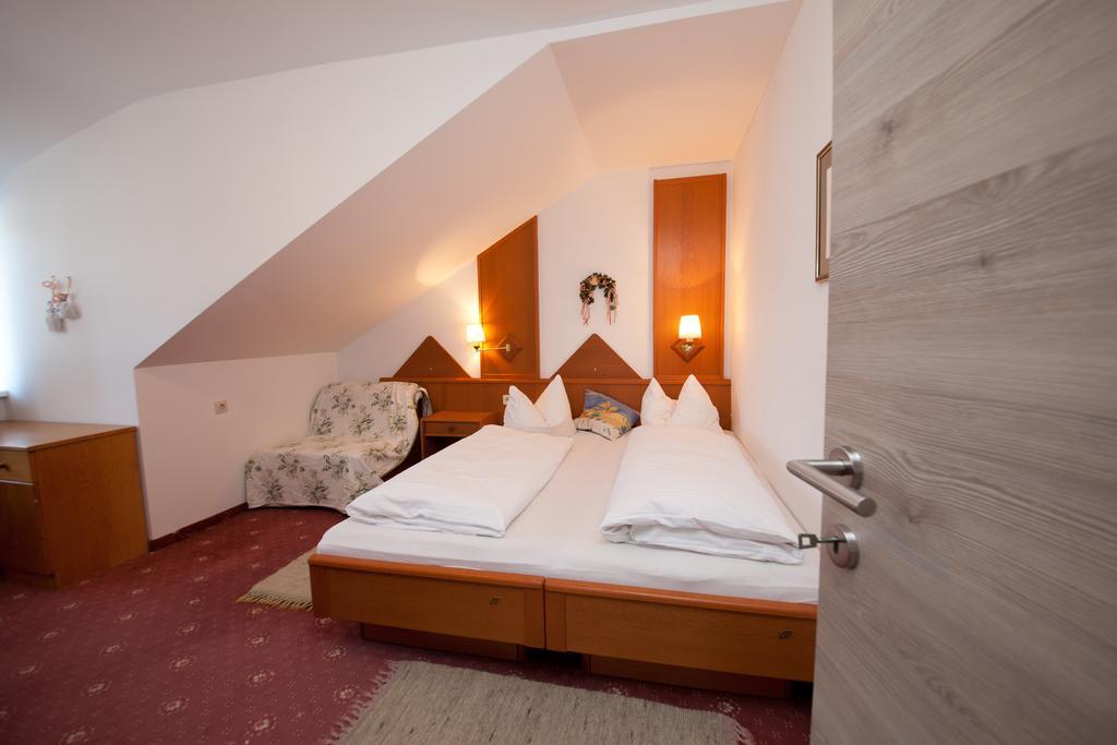 Haus Hoffmann Apartment Sonnenalpe Nassfeld Exterior foto