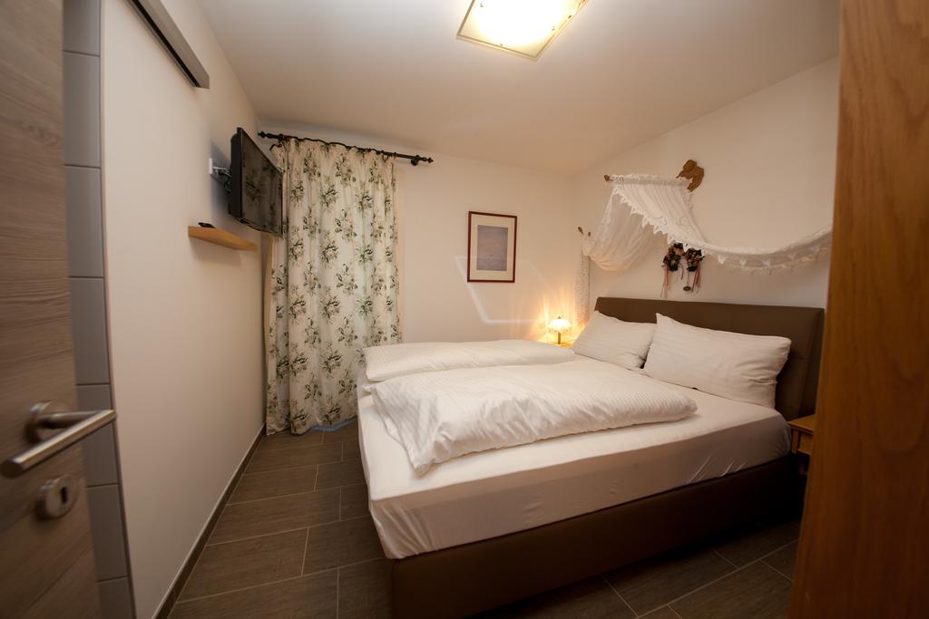 Haus Hoffmann Apartment Sonnenalpe Nassfeld Exterior foto